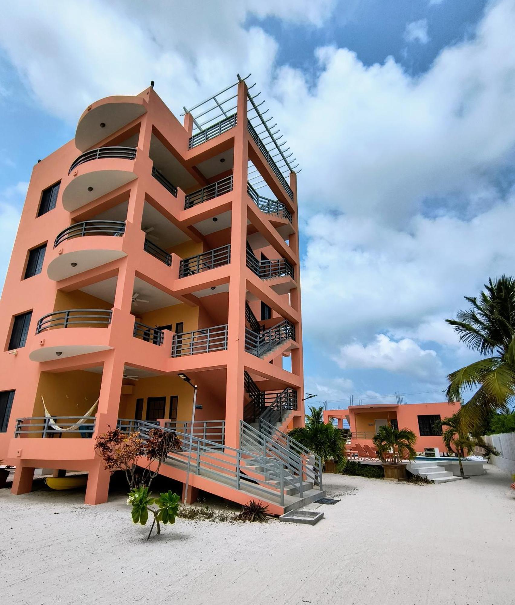 Aparthotel Bay Towers Caye Caulker Exterior foto